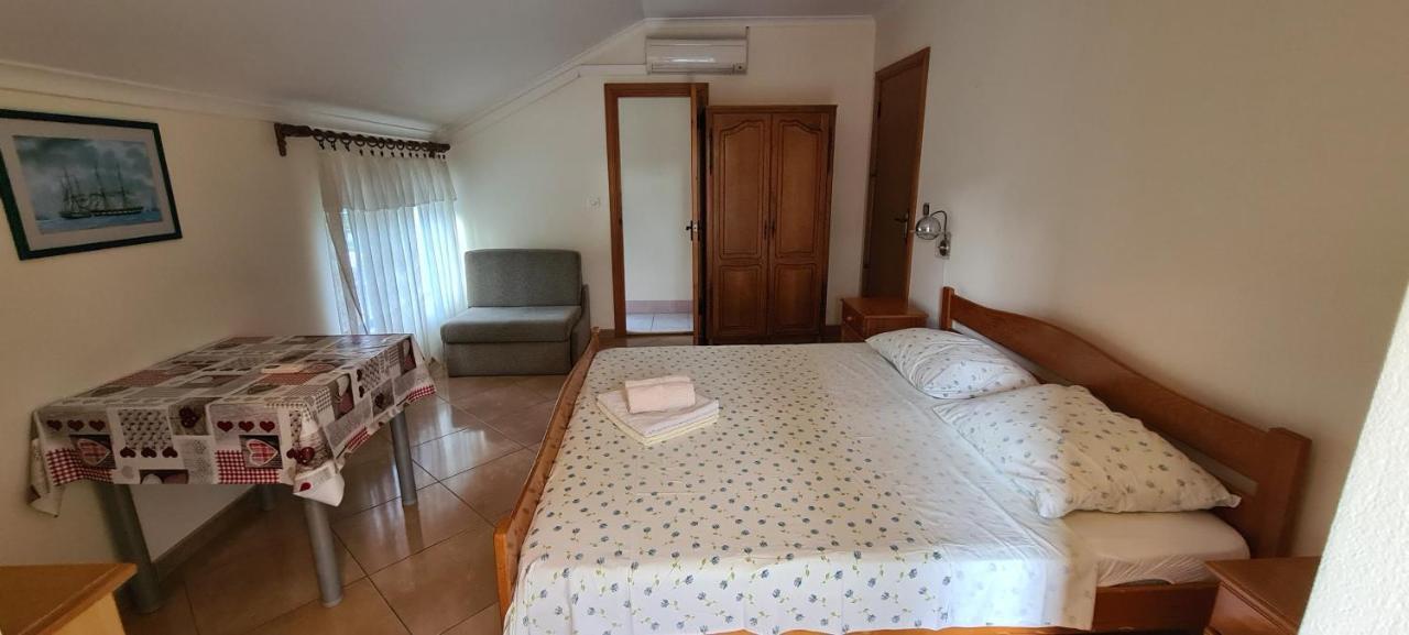 Apartments By The Sea Orebic, Peljesac - 16648 Exterior photo